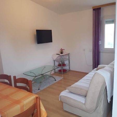 Apartment Marin スヴェティ・ペタル エクステリア 写真